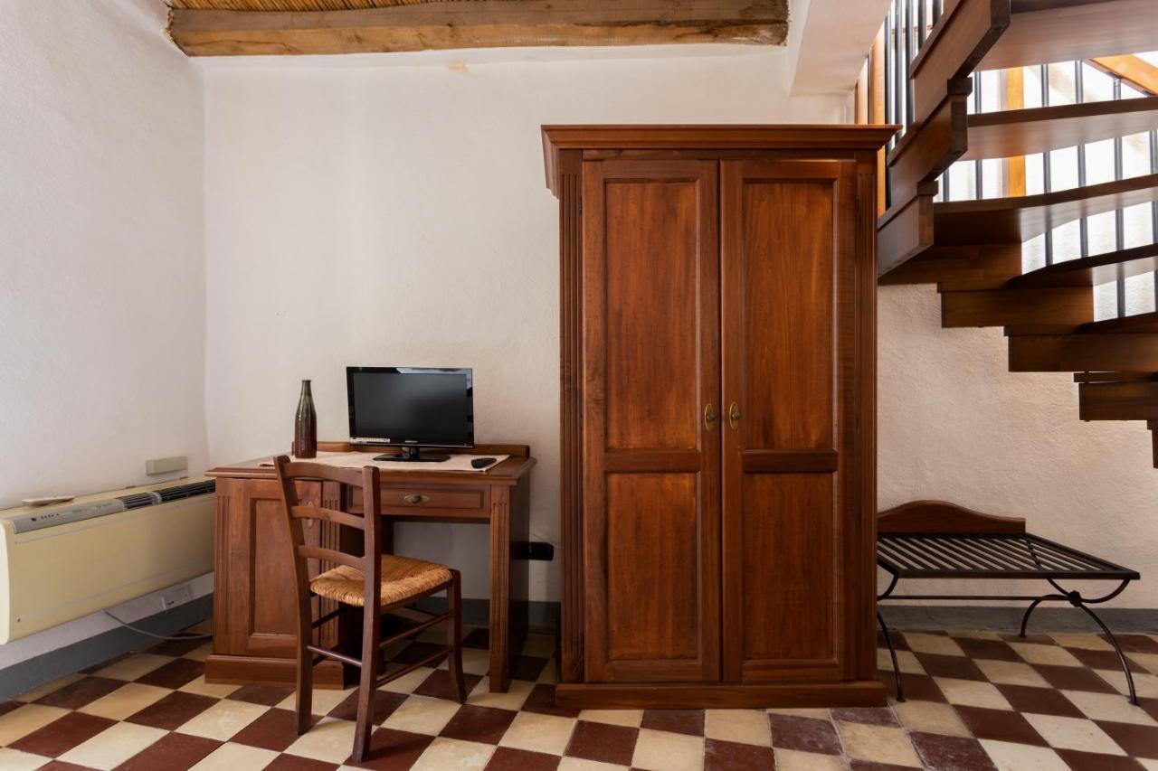 בוסה Locanda Di Corte מראה חיצוני תמונה